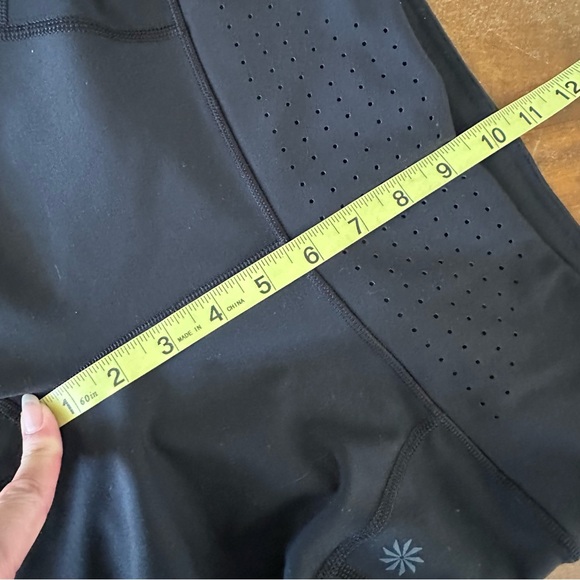 Athleta Stealth Trucool Sculptek X Capri black Leggings Ladies size M - Picture 4 of 9